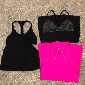 Bundle of 3 Lululemon tanks size 4/6